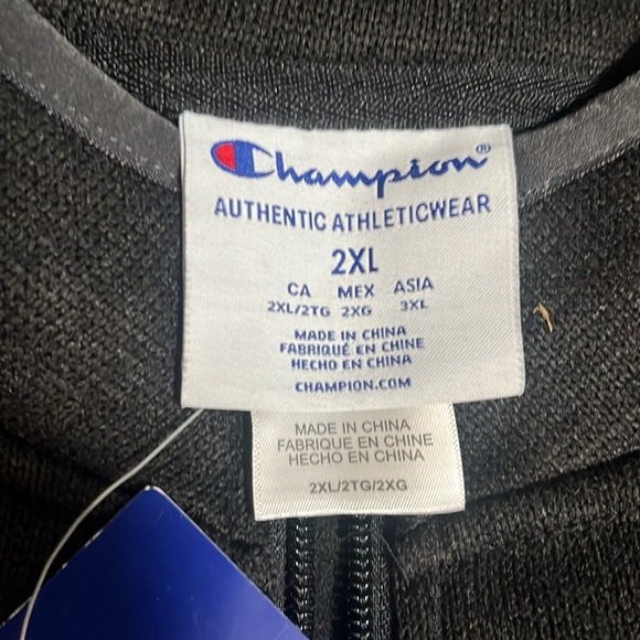 Champion University of Cincinnati quarter zip - Picture 4 of 4